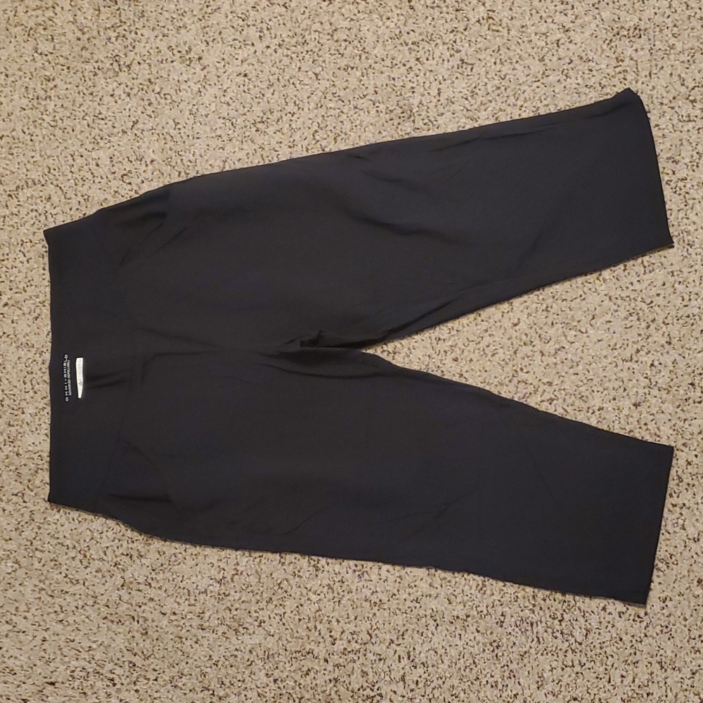NWOT Columbia OMNI SHIELD Advanced Repellency Athletic Cropped Pants
